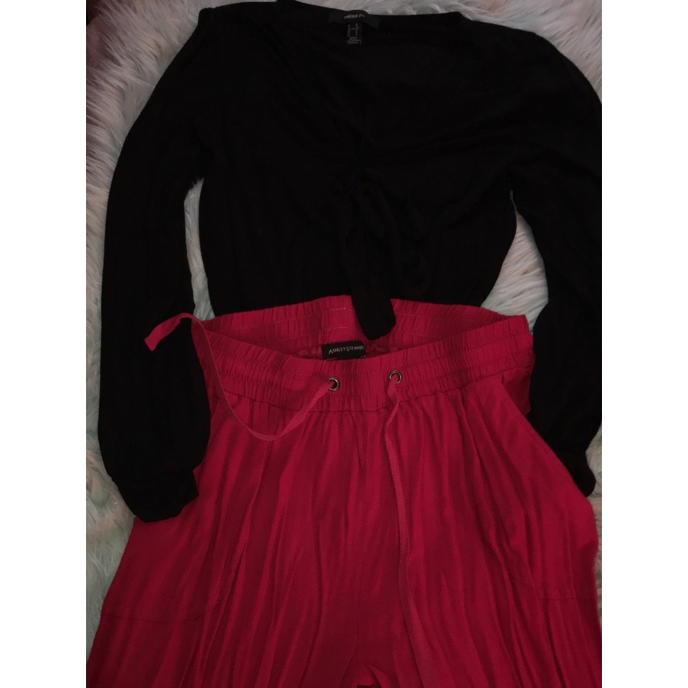 Red Pants - Picture 5 of 5